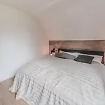 Garten 5 Apartamento *
